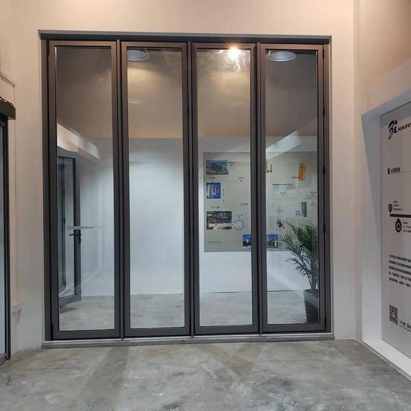 家用电动折叠门 - 折叠门-豪祥智能装饰有限公司